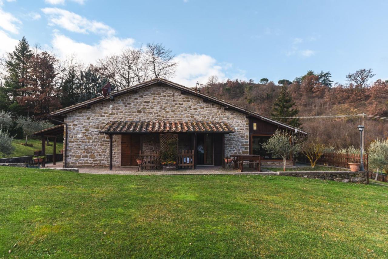 Agriturismo Ponte Di Riocchio 구비오 외부 사진