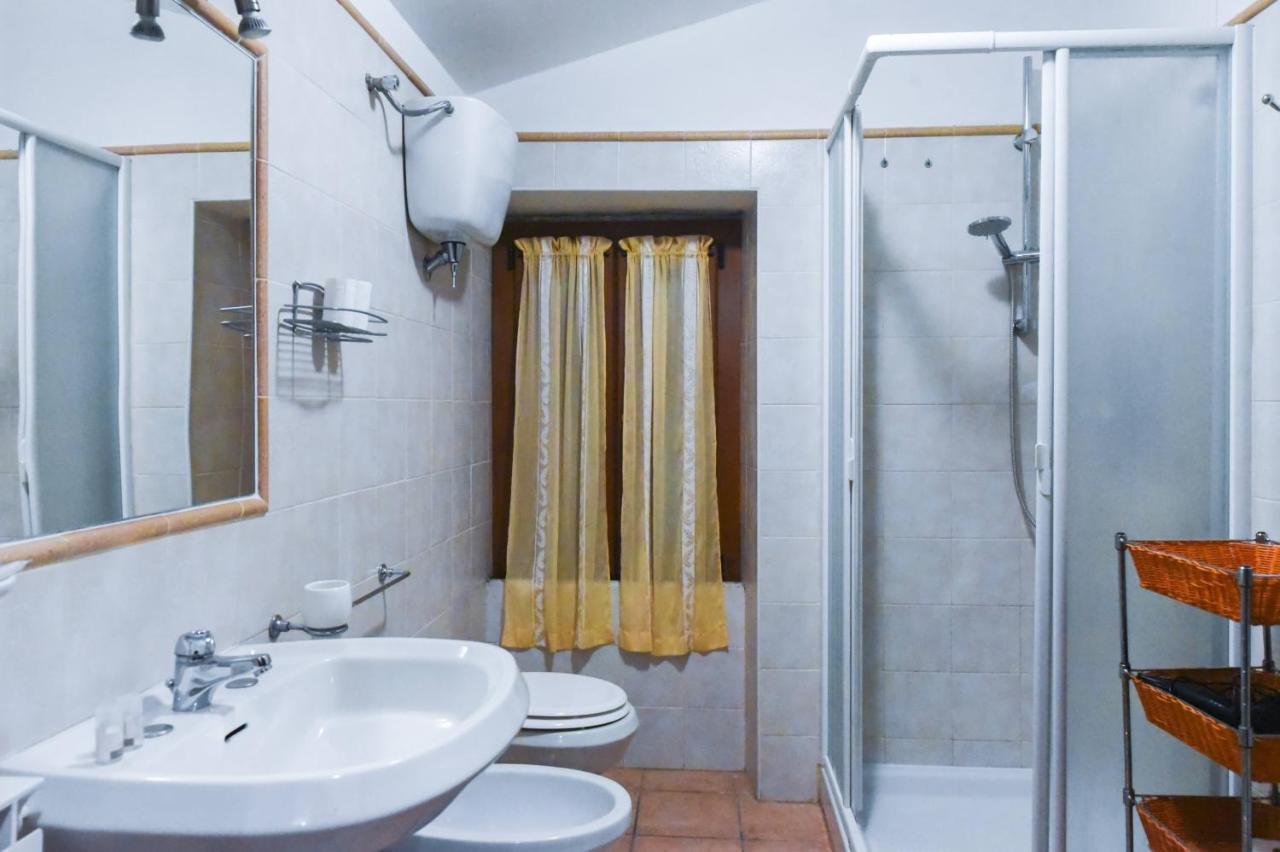 Agriturismo Ponte Di Riocchio 구비오 외부 사진